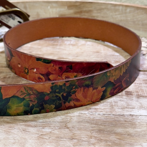 NWT Floral Pattern 100% Leather Belt | Patricia Nash | Size L - Picture 11 of 11
